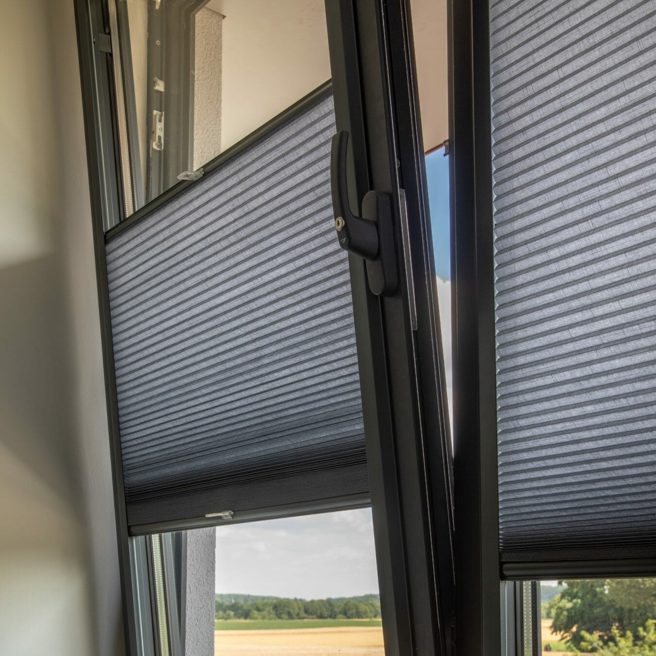 Correct krans Dwang Welke raamdecoratie is geschikt voor een draai-kiepraam? - Zonnelux